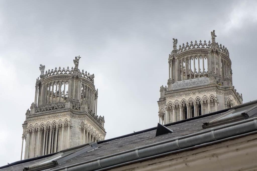 Charmant Studio Vue Cathedrale Quartier Historique Apartment Orleans Ngoại thất bức ảnh